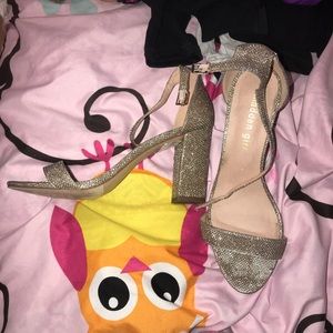 Sparkly gold heels